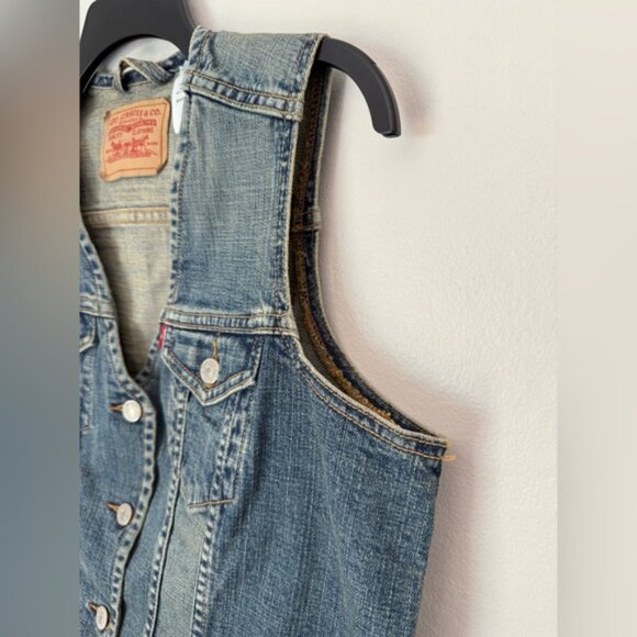 Levi’s Vintage Trucker Denim Vest - size Large - Picture 5 of 6